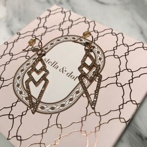 Rose Gold Pavé Spear Earrings